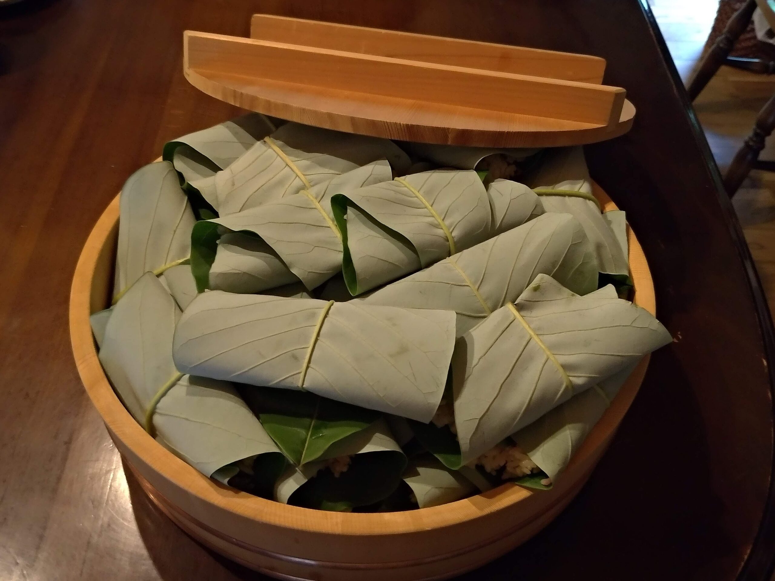 朴葉寿司